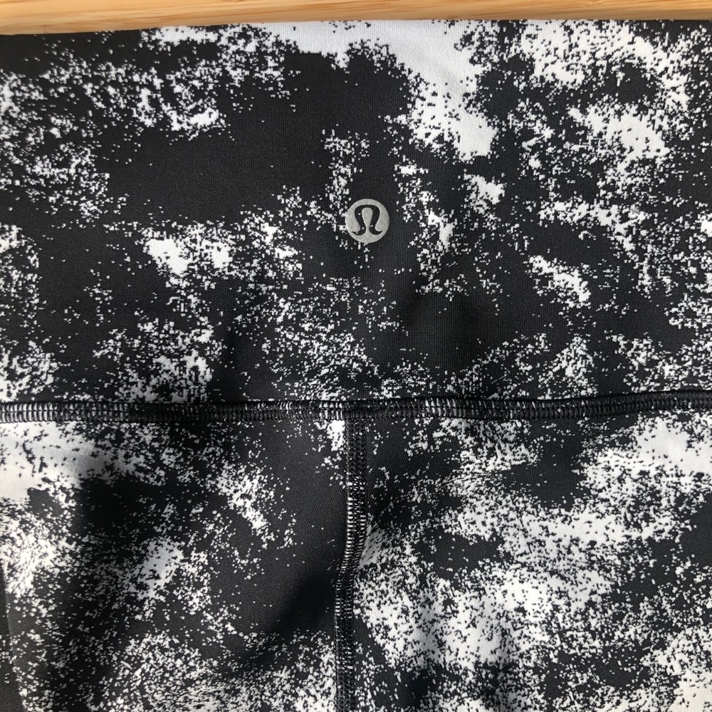 NWT LULULEMON Wunder Under High-Rise 7/8 (6) - Picture 8 of 9
